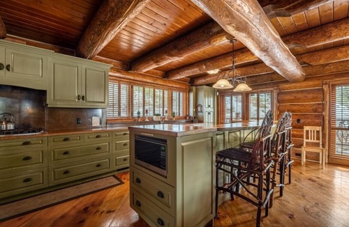 Panorama Cabin | Rundlestone Ridge | 10-Person Hot Tub | Ski-In/Out