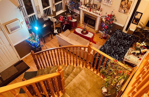 Fleetwood House | RVH'S/Rm A Good location, 45minutes fromYVR Airport