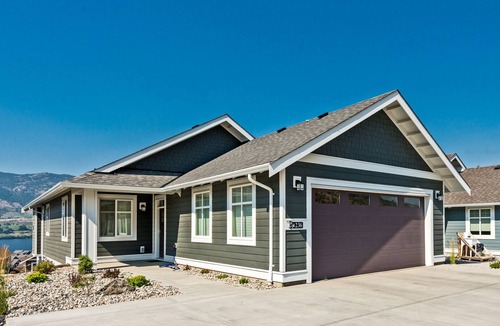 Osoyoos House | Sandhill Perch - Views! Golf Cart & Boat Slip included.