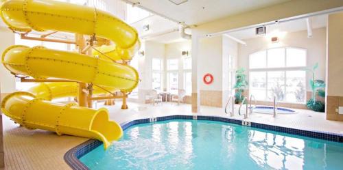 Drayton Valley Hotel | Service Plus Inns & Suites Drayton Valley
