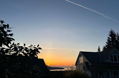 Regional District of Nanaimo Bed & Breakfast | Shambhala Retreat-Zen Suite