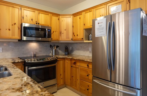 Fernie Condo | Ski In & 10 Minute Walk to the Elk Chair Lift