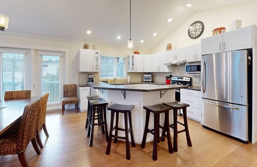 Sun Peaks House | Ski-In Hot Tub | Sunburst Drive Mountain Home