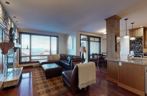 Big White Ski Resort Condo | Ski-in/out condo w/private hot tub, gas fireplace, & steam shower - mtn views