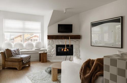 Whistler Creekside Apartment | Ski-in/Ski-out Intentionally Designed Ski Lodge
