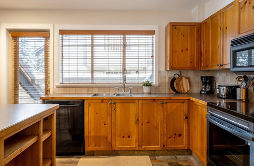 Upper Village House | Ski-In/Ski-Out | Private Hot Tub | Modern 3BR | Managed by Aloha Whistler