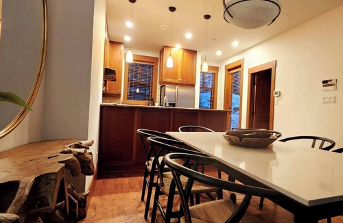 Nordic Estates House | Ski-in/Ski-out Whistler Chalet with Private Hot Tub, Fireplace & Mtn Views