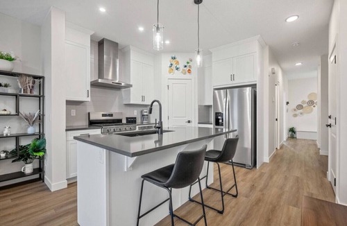 Calgary House | Sol | Close to Airport, Trails & Parks | Pets Ok