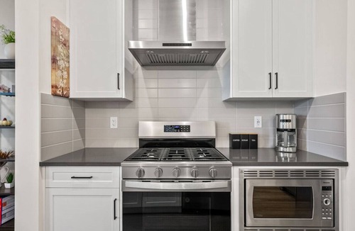 Calgary House | Sol | Close to Airport, Trails & Parks | Pets Ok