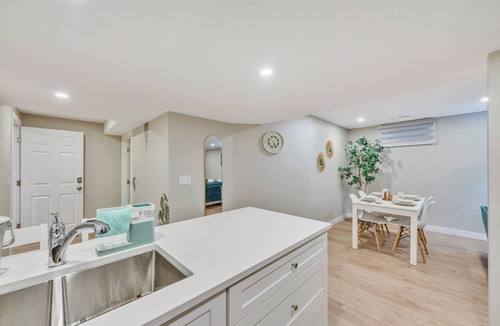 West Edmonton House | Spacious 3-Bedroom Suite, Steps from West Edmonton Mall