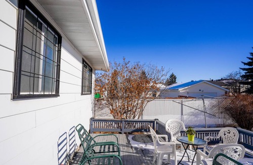 Southeast Edmonton House | Spacious 5BR Edmonton Home | Sun Deck, Fenced Yard, Fast WiFi & Free Parking