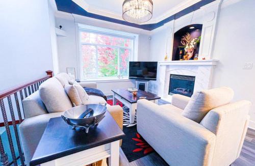Renfrew-Collingwood House | Spacious Family Oasis Minutes From Downtown Metrotown