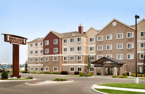 Jasper Place Hotel | Staybridge Suites West Edmonton by IHG