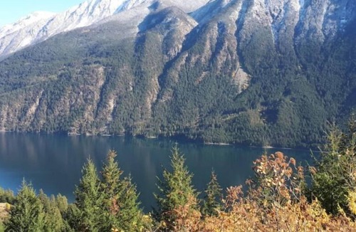 Seton Portage Cottage | Stunning Anderson Lake Retreat