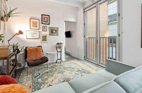 Chinatown Apartment | Stylish 1 Bed 1Bath condo
