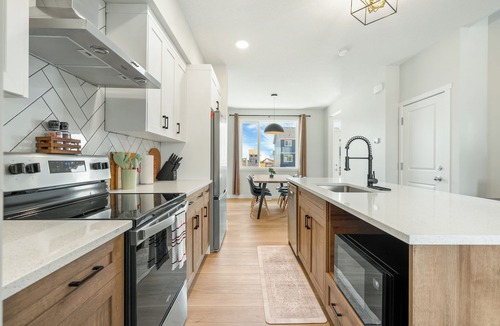 Southeast Calgary House | SugarSnap Sanctuary 4Bdrms, AC, Brand New Home