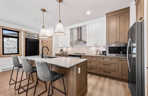 Sun Peaks House | Switchback Creek Condo 1