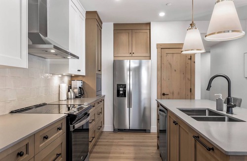 Sun Peaks House | Switchback Creek Condo 1