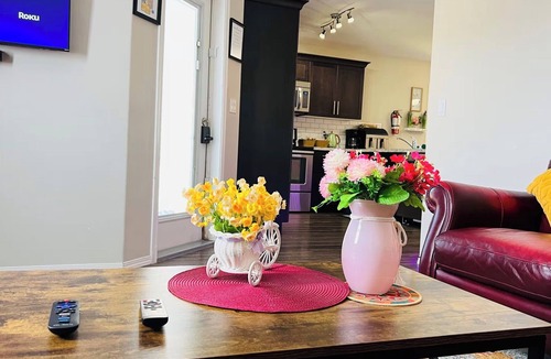 Sylvan Lake House | Sylvan Lake Retreat | Perfect Family Getaway | 7 mins walk to Lake | A/C | BBQ