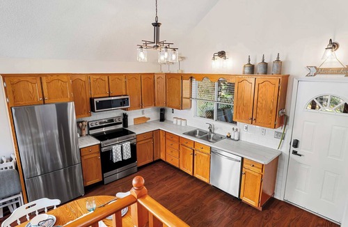 Sylvan Lake House | Tahimik Shores | By Lake | BBQ+Firepit | Sleeps 10