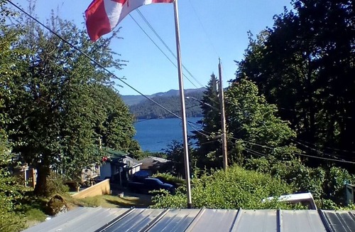 Youbou Cabin | Terrific 1-bedroom cabin with AC in peaceful Youbou