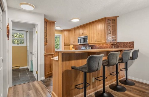 Windermere Apartment | The Bluenose | Indoor Pool & Hot Tub | Beach | Gym