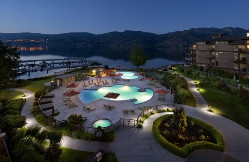 Westbank Resort | The Cove Lakeside Resort