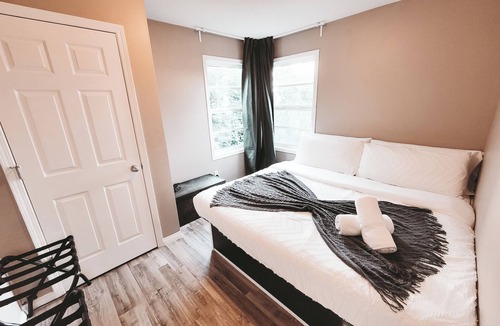 Montgomery House | The Gateway 16