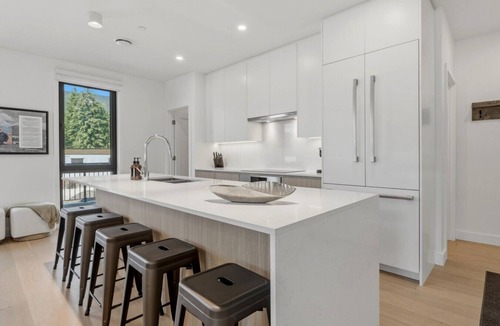 Revelstoke Villa | The Landing - 4 Bedroom Townhome | Private Hot Tub