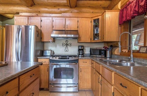 Logan Lake Cabin | The Lodge at Face Lake. Fishing,hiking, and trails. Perfect wilderness retreat.