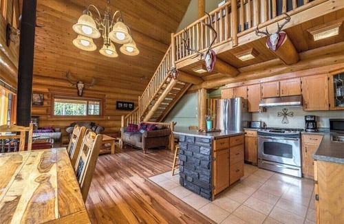 Logan Lake Cabin | The Lodge at Face Lake. Fishing,hiking, and trails. Perfect wilderness retreat.