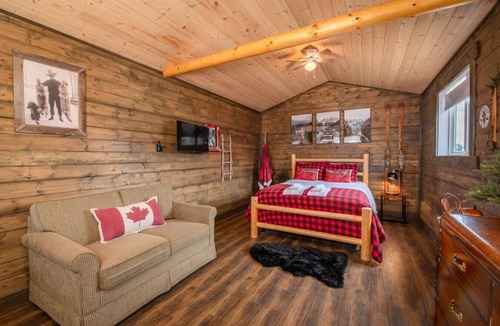 Stettler Cabin | The Lumberjack Cabin