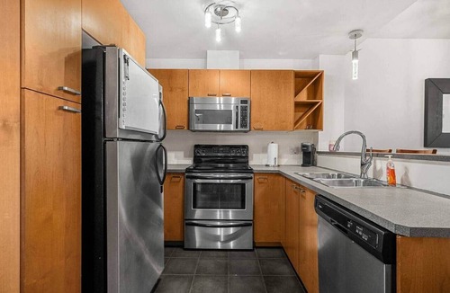 Southwest Calgary Apartment | The Mission Hub – Steps to Restaurants & Bow River