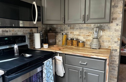 Southeast Kelowna House | The Owls Nest Retreat