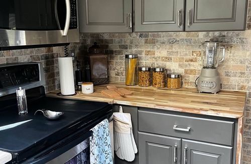 Southeast Kelowna House | The Owls Nest Retreat