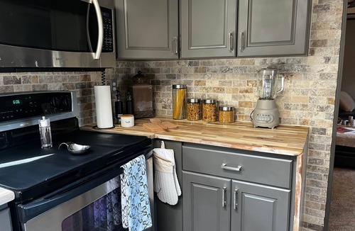 Southeast Kelowna House | The Owls Nest Retreat