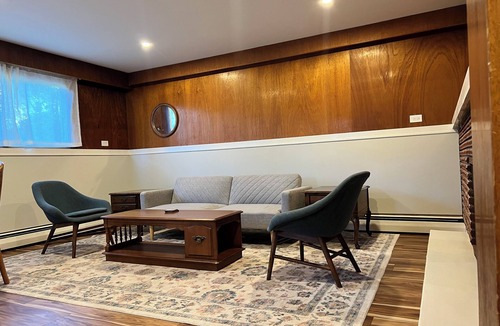 Hastings House | The Pine & Cone Retreat