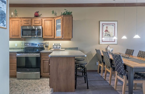 Silver Star Mountain Condo | Top Floor Grandview Condo with stunning mountain views, balcony, BBQ