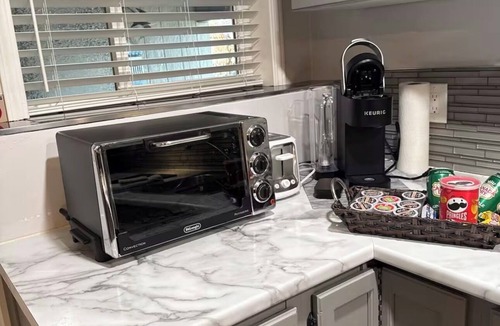 North Oyster House | Trails End Beach House 1 bedroom plus cabin bedroom