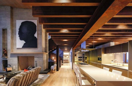 Whistler Creekside House | Two Cedars | Ski in-Ski out | Kadenwood Estate