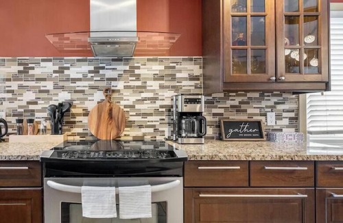 Northeast Edmonton House | Urban Oasis - Heated Pool/Hot Tub - Steam Shower - Pets