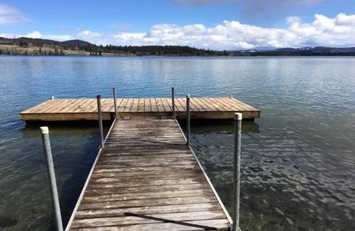 Bridge Lake Cabin | Waterfront