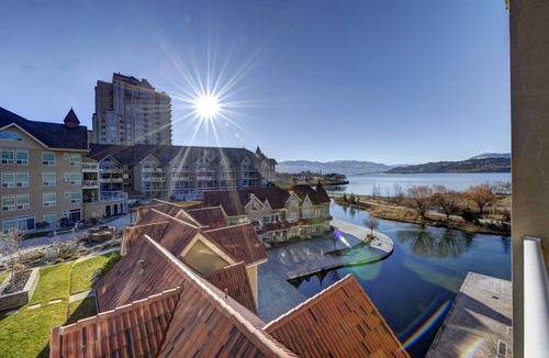 North End Condo | Waterfront Resort Condo Kelowna - Amazing Views! Great Downtown location