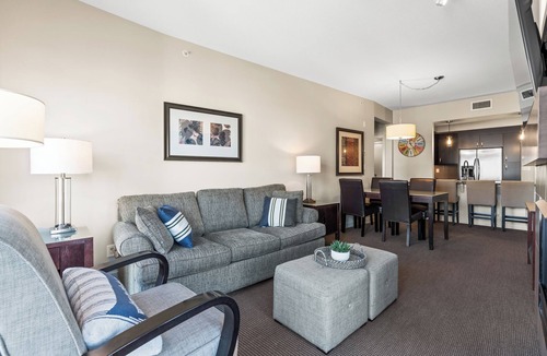 Vernon Condo | Welcome to Lakeside Lookout – your easy, lakeside, Okanagan getaway.