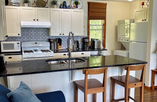 Blind Bay House | West facing Waterfront Retreat w/private beach, dock access & private buoy