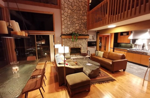 Nordic Estates House | Whistler Mountain Bike Park Ultimate Access.