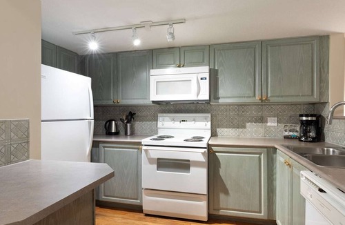 Village North Condo | Whistler - Stoney Creek - Lagoons - LG76