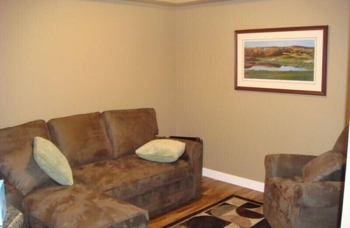 Invermere Condo | Windermere Point 2br Lakeview Condo - Invermere
