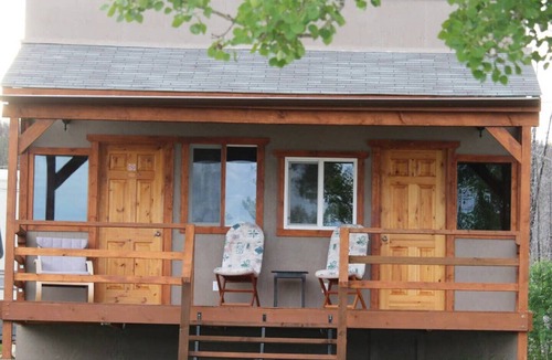 Chilanko Forks Apartment | Woodlands Fishin Resort - Loon Retreat # 2