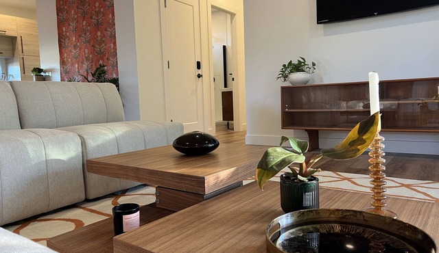 2-BDRM Beachside Rental